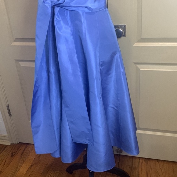 Teri John Women's 💯 Blue Silk Formal Dress, 4 - Picture 5 of 11